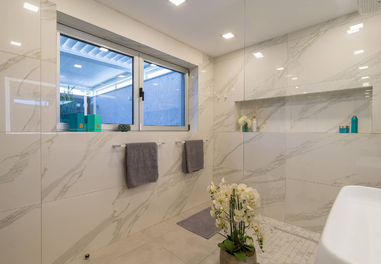 Bungalow en Playa del Ingles - Holycan c23