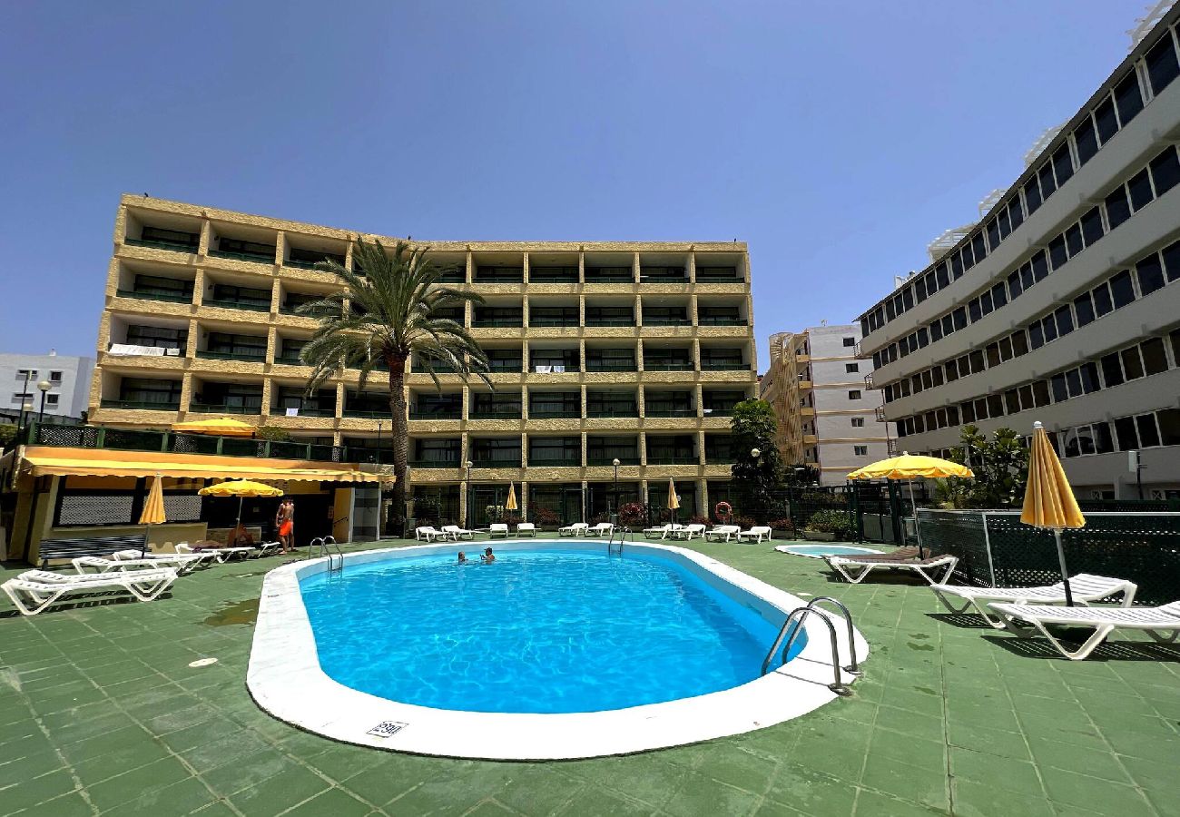 Apartment in Playa del Ingles - Las Dunas 208